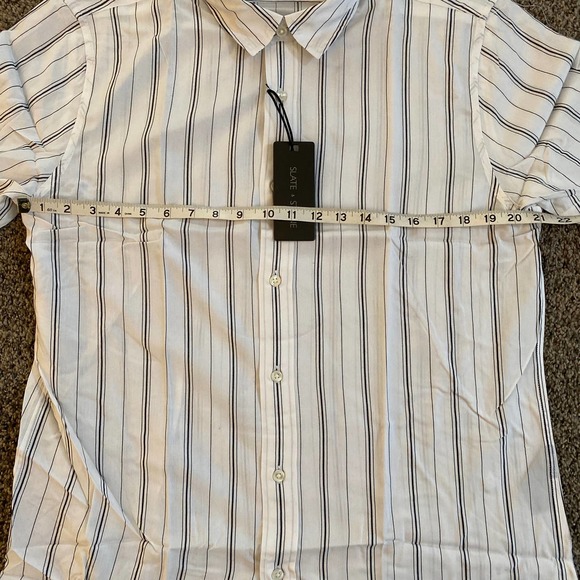 Slate and Stone - Short Sleeve Point Collar Shirt - Large - Picture 4 of 4